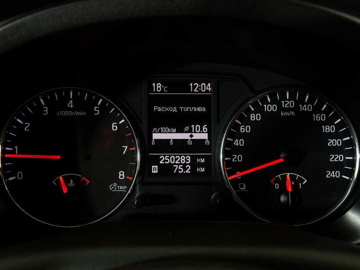 Nissan X-Trail, 2011 Фото №16