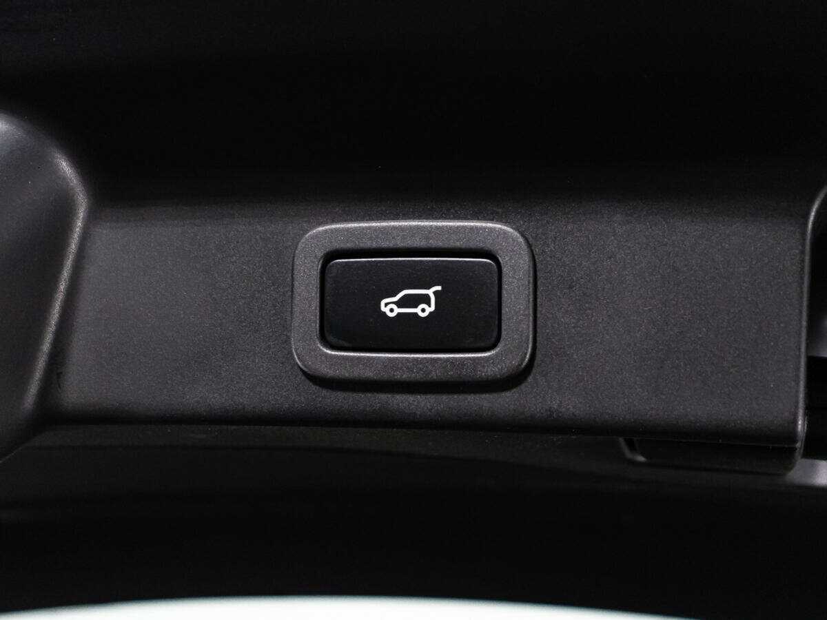 Jaguar F-Pace, 2017 Фото №15