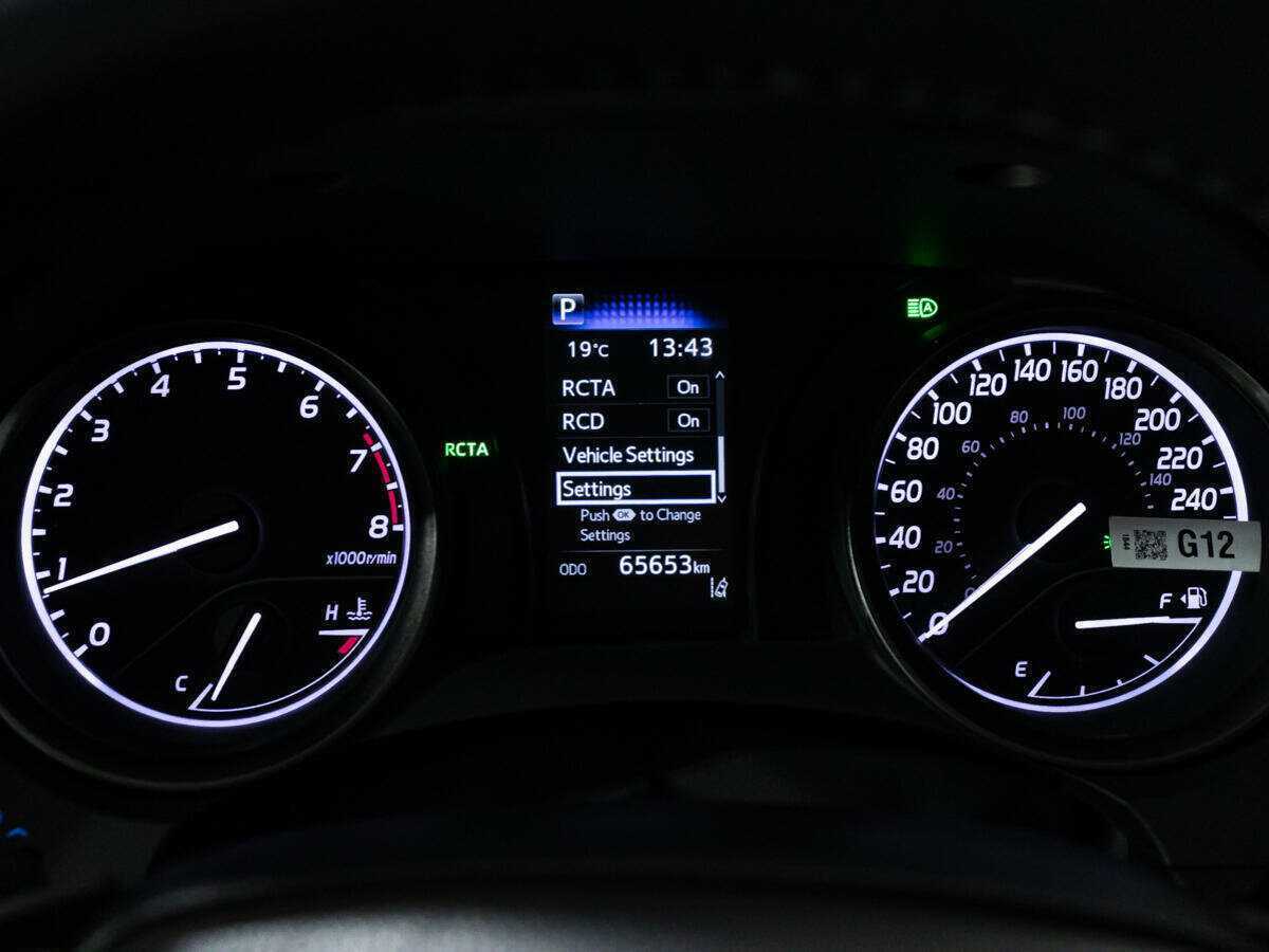 Toyota Camry, 2022 Фото №10