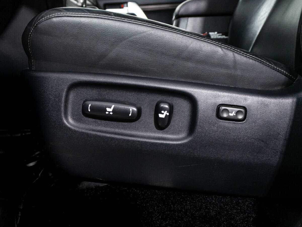 Toyota Land Cruiser, 2016 Фото №21