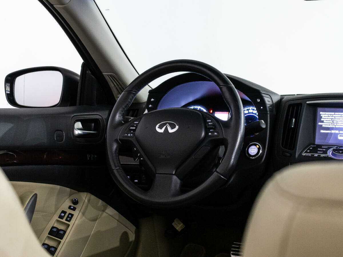 Infiniti G37, 2012 Фото №33