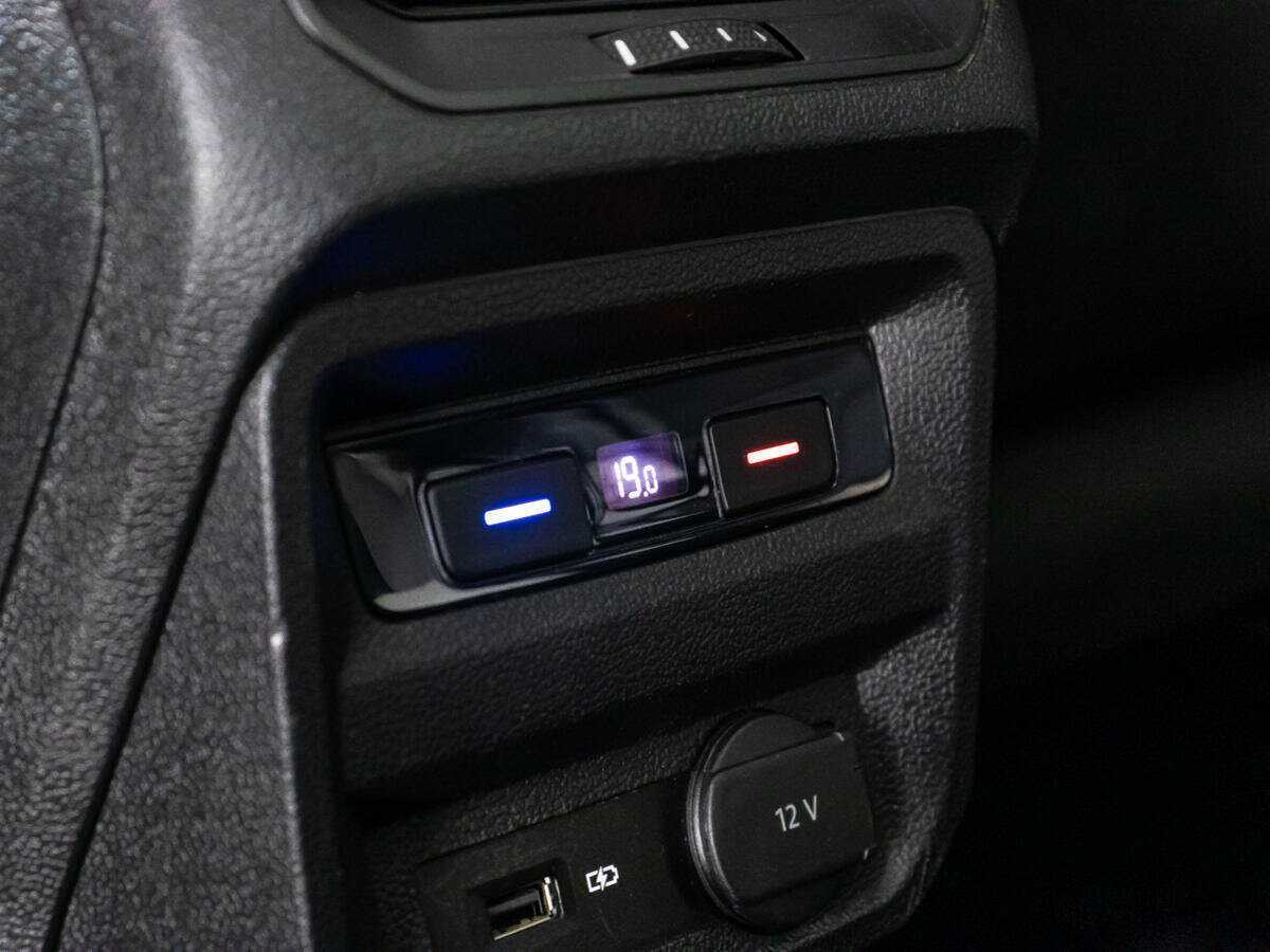 Volkswagen Tiguan, 2020 Фото №19