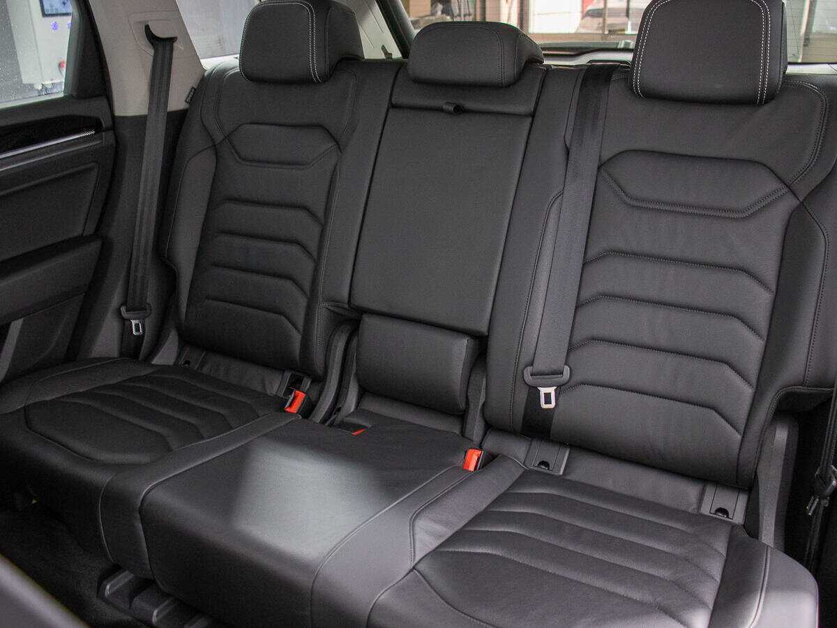 Volkswagen Touareg, 2018 Фото №12