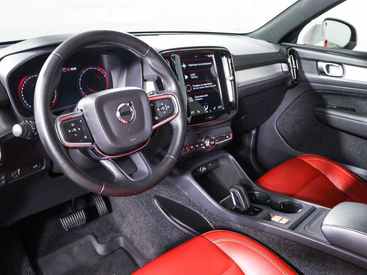 Volvo XC40, 2021 Фото №12