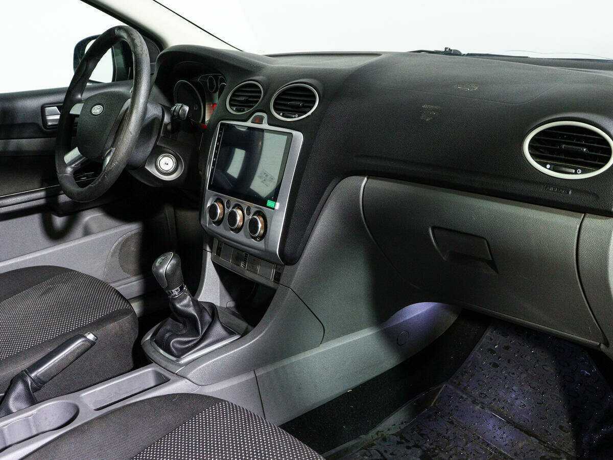 Ford Focus, 2011 Фото №7