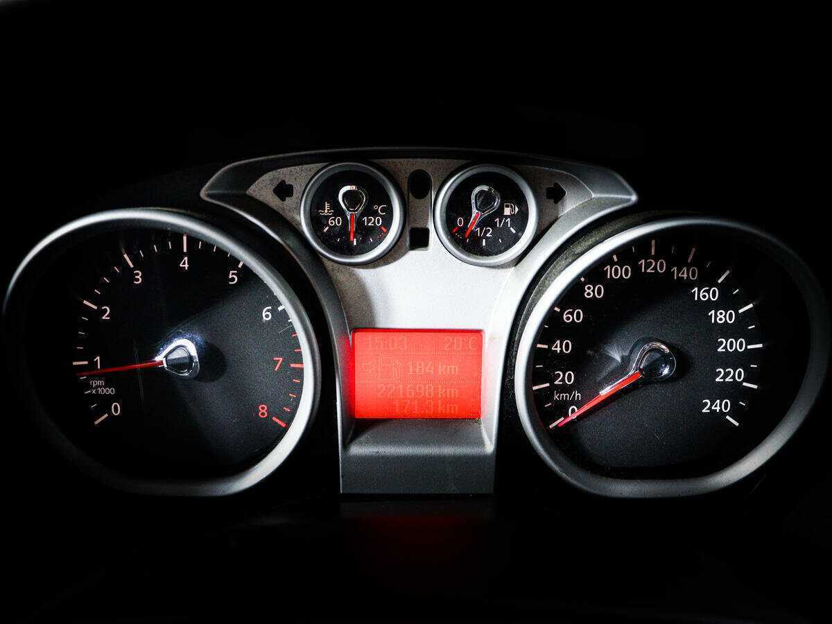 Ford Focus, 2011 Фото №9