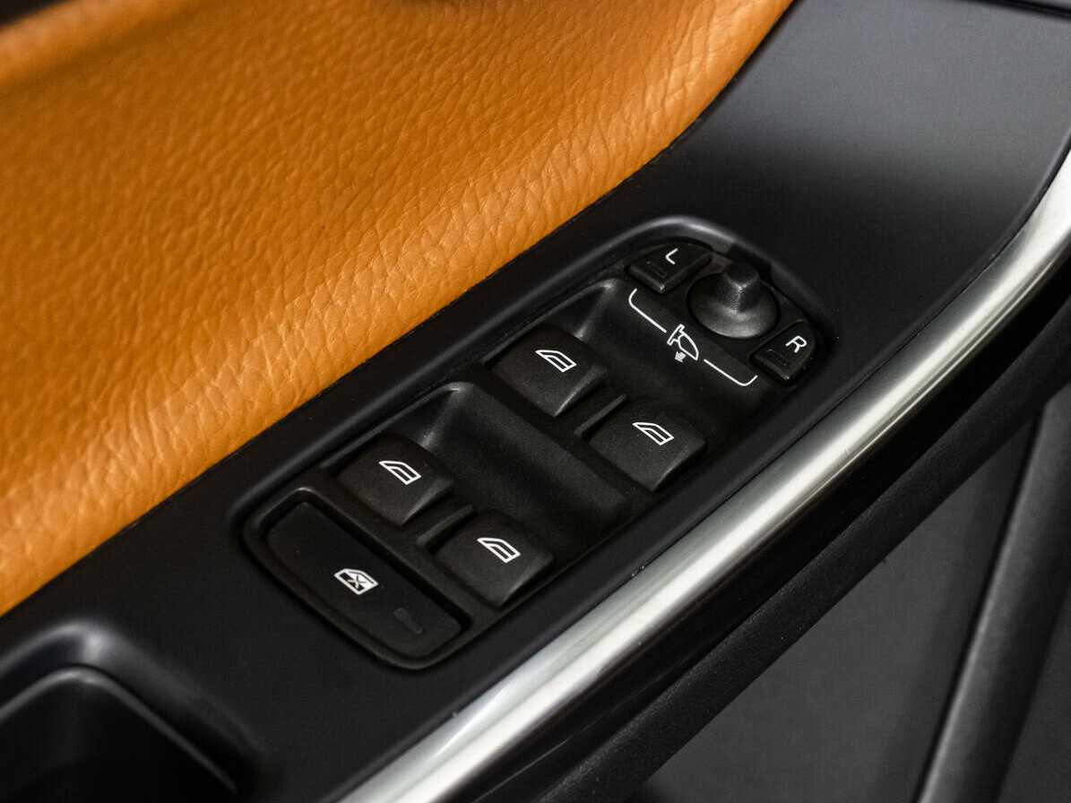 Volvo S60, 2010 Фото №18