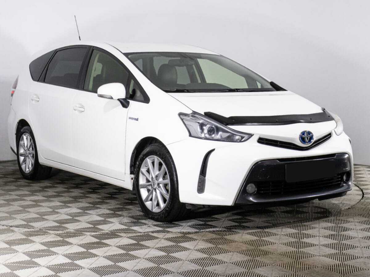 Toyota Prius v (+), 2015 - 256 236 км. | Фото №3