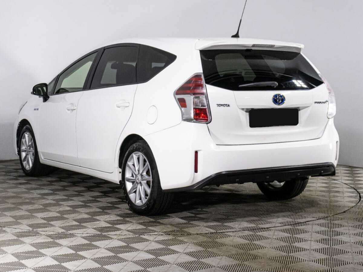 Toyota Prius v (+), 2015 - 256 236 км. | Фото №7