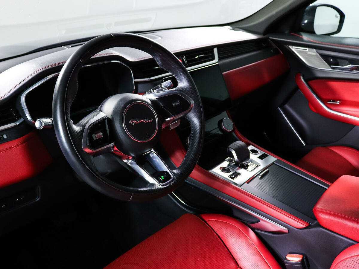 Jaguar F-Pace, 2021 Фото №12