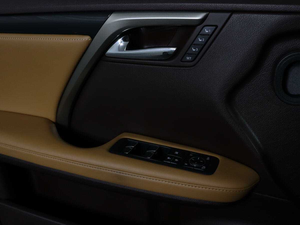 Lexus RX 350, 2018 Фото №15