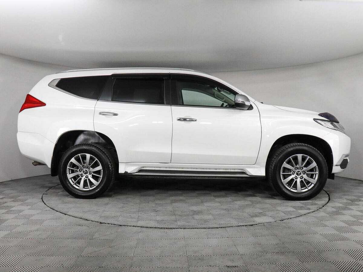 Mitsubishi Pajero Sport, 2018 - 195 673 км. | Фото №4
