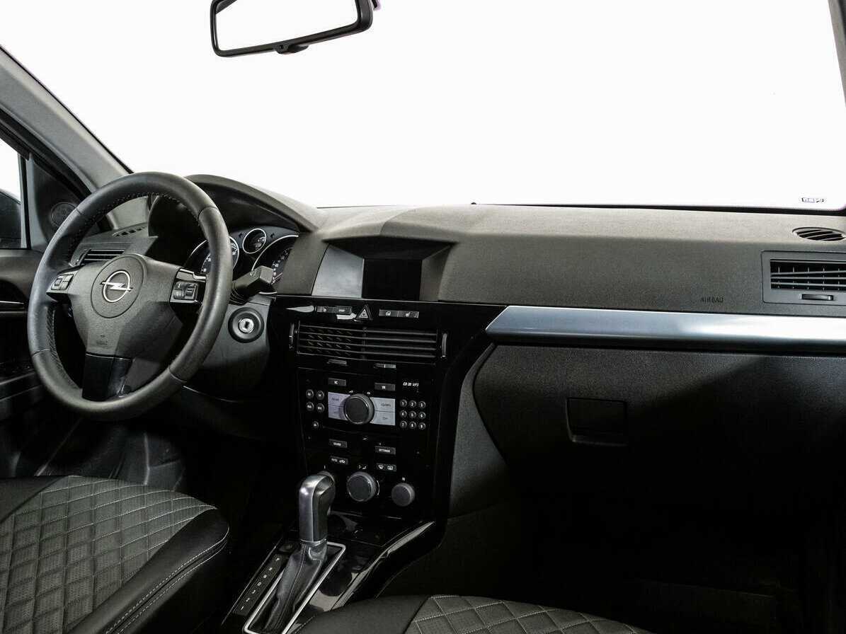 Opel Astra, 2008 - 251 684 км. | Фото №7