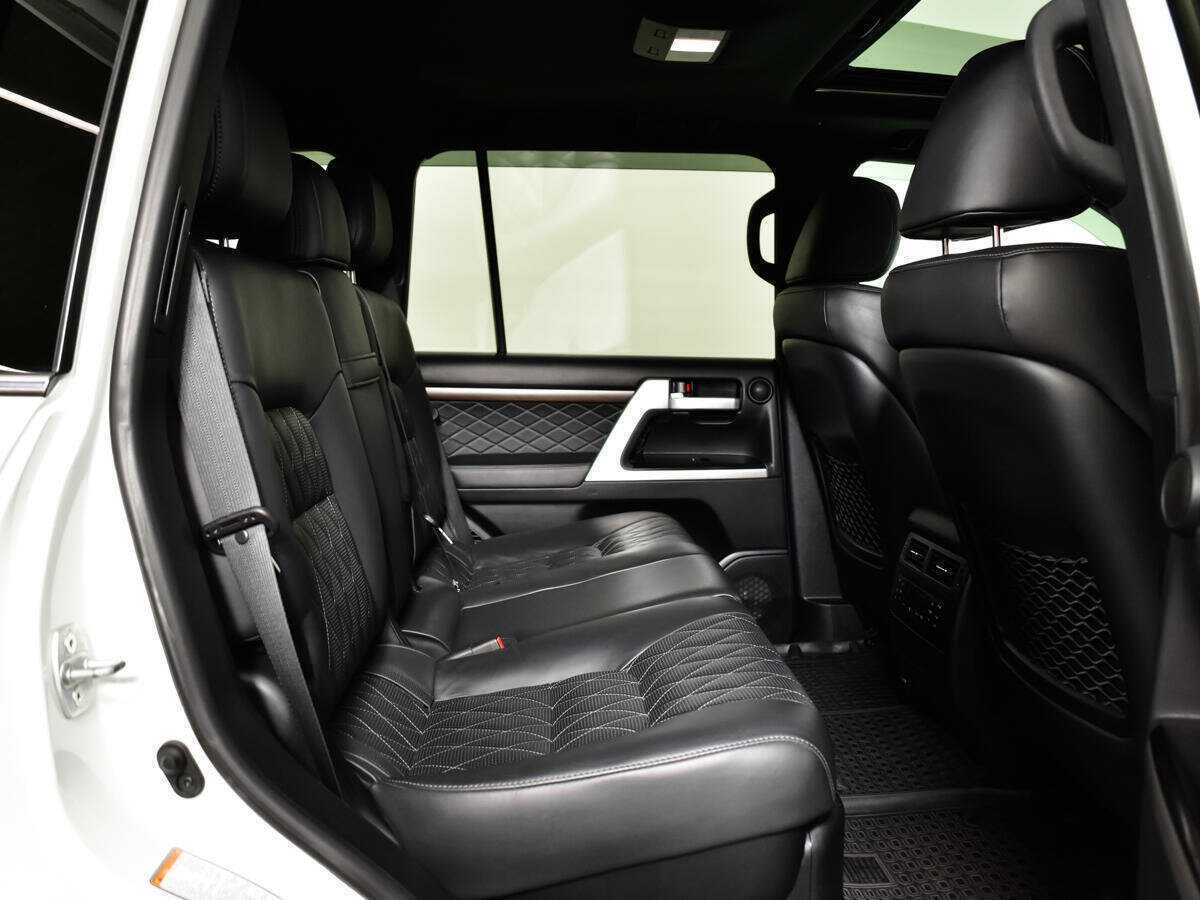 Toyota Land Cruiser, 2017 Фото №10