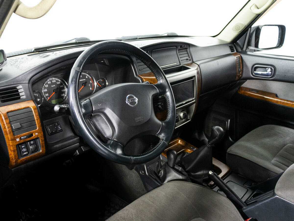 Nissan Patrol, 2008 Фото №9