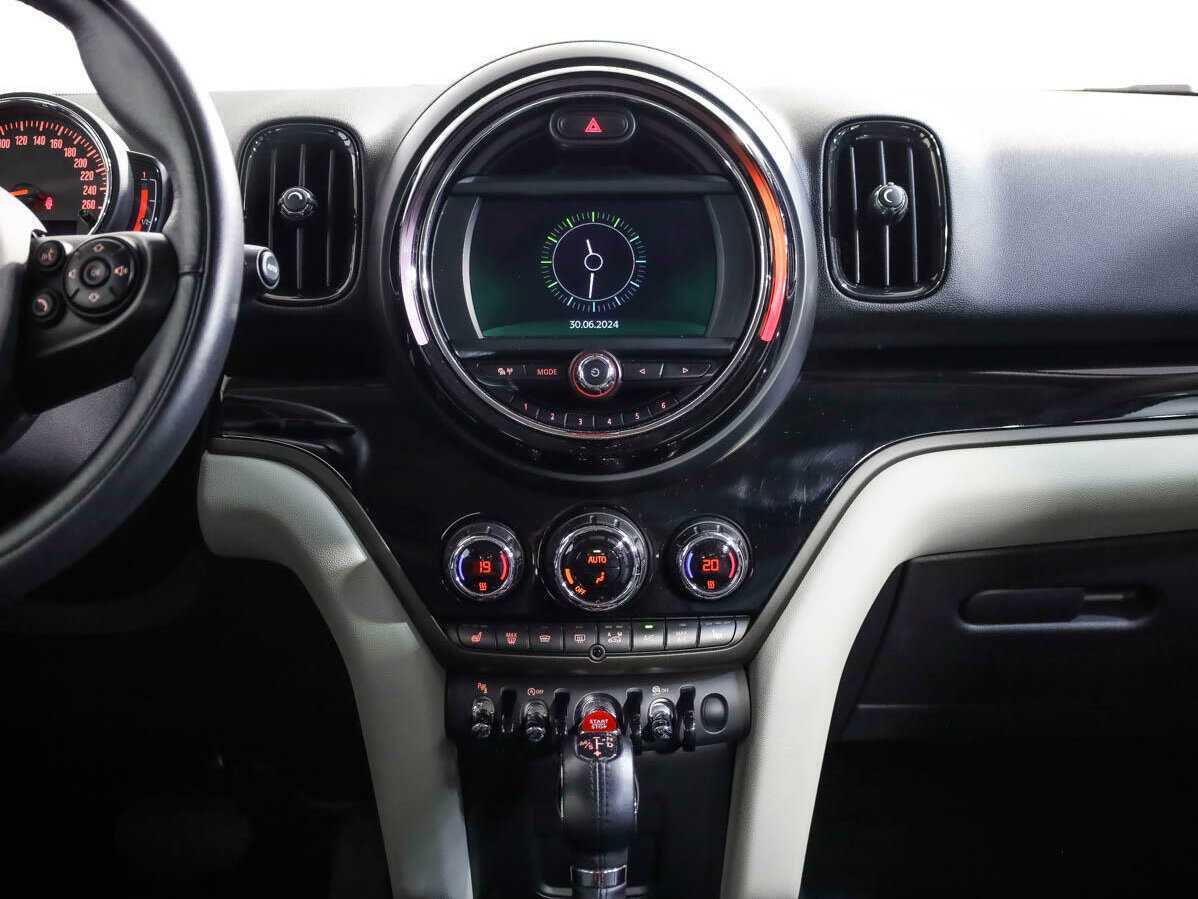 Mini Countryman Cooper D, 2018 Фото №19