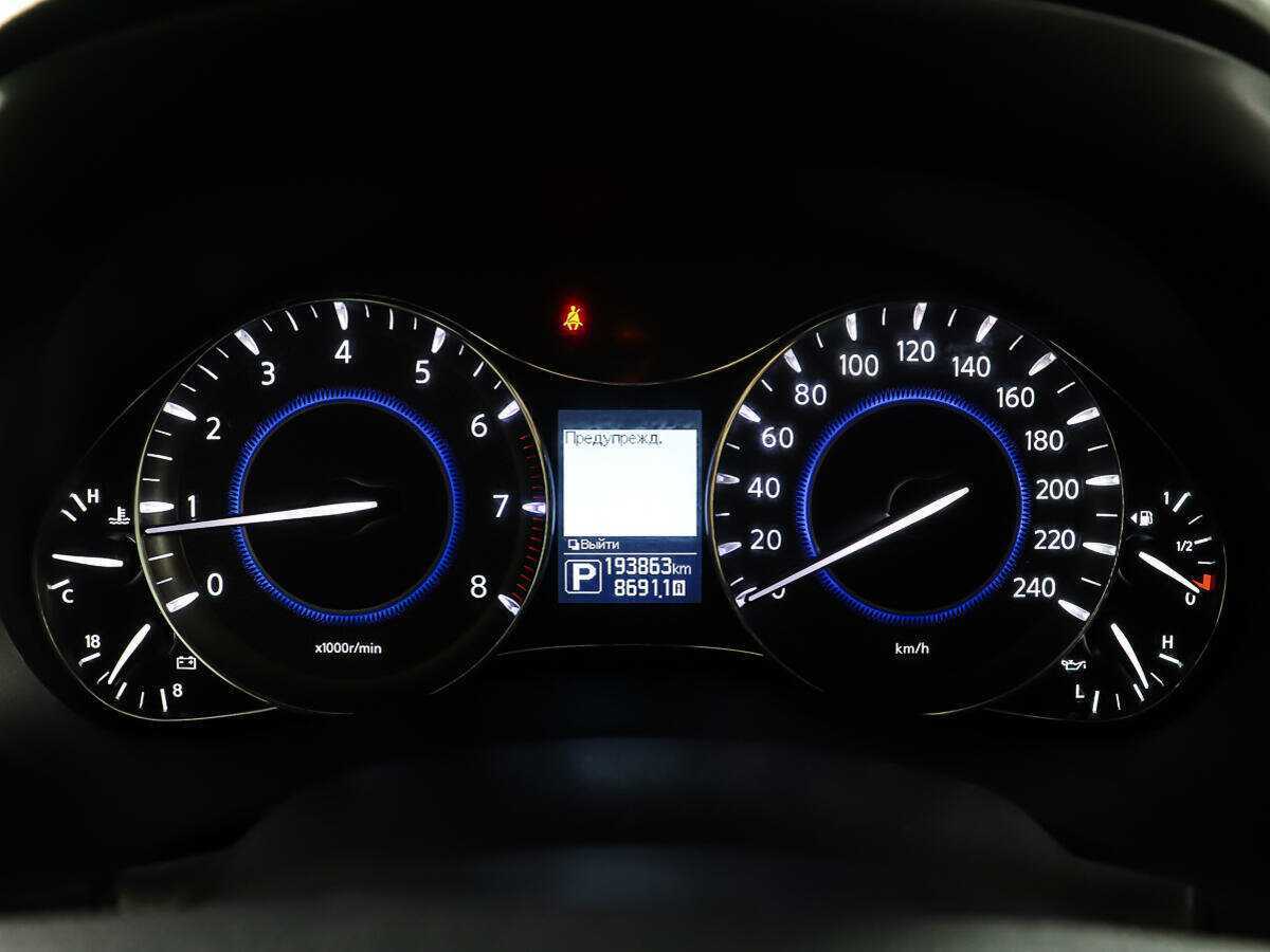 Infiniti QX80, 2013 Фото №11