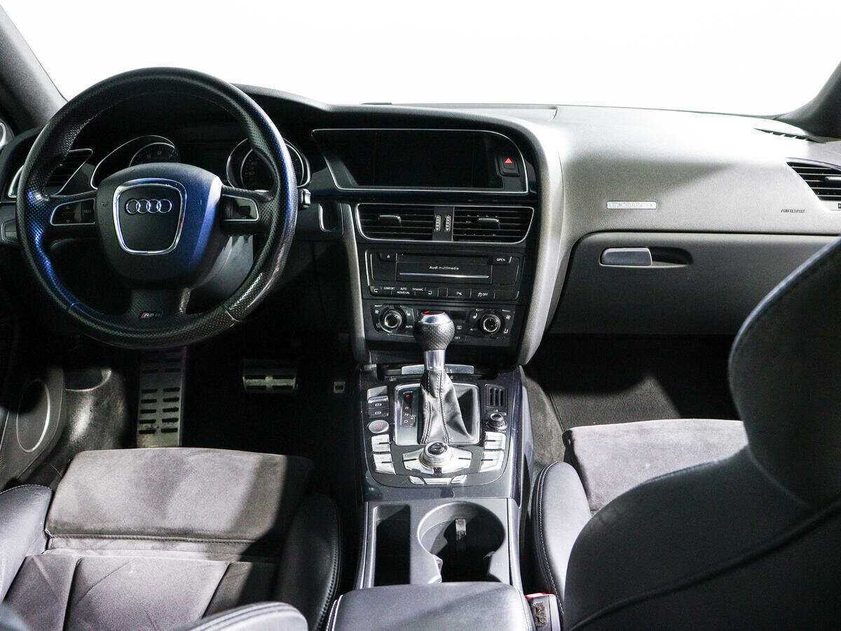 Audi RS 5, 2011 Фото №12