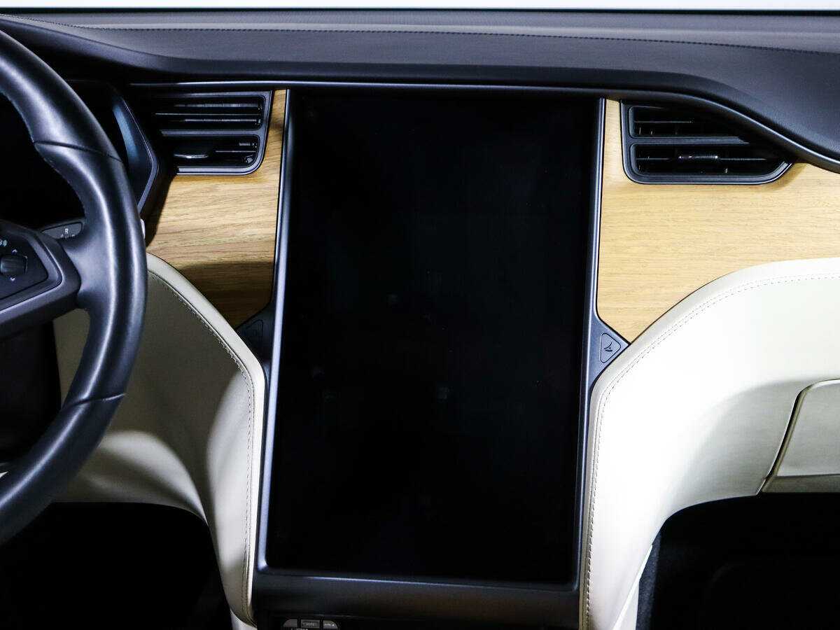 Tesla Model X Performance, 2019 Фото №15