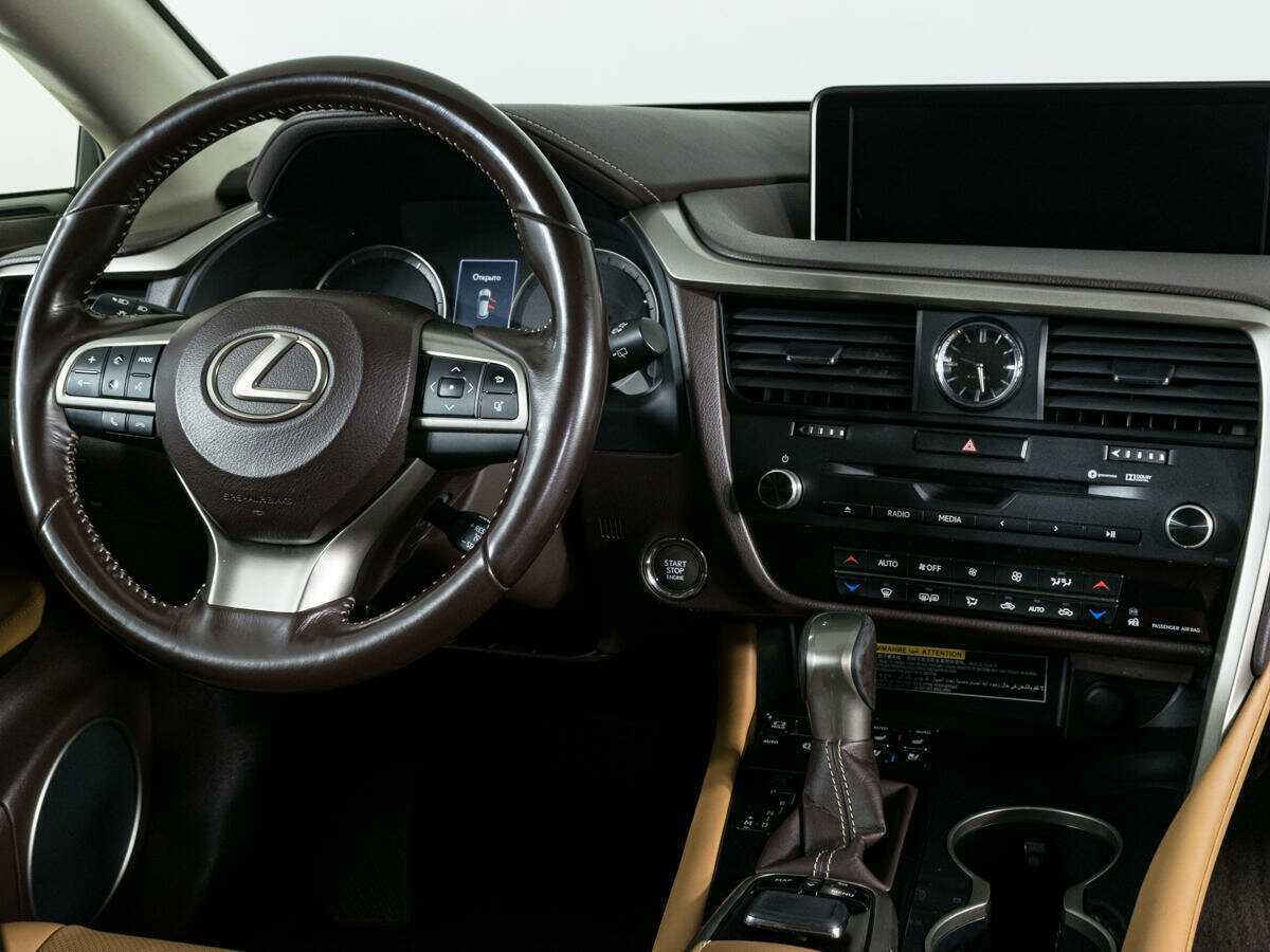 Lexus RX 200t, 2017 Фото №10