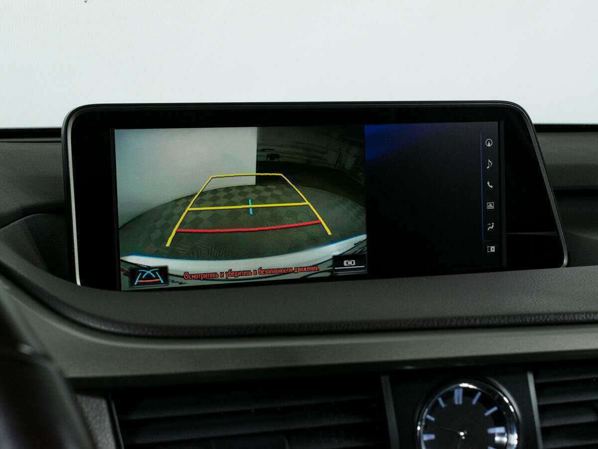 Lexus RX 200t, 2017 Фото №21