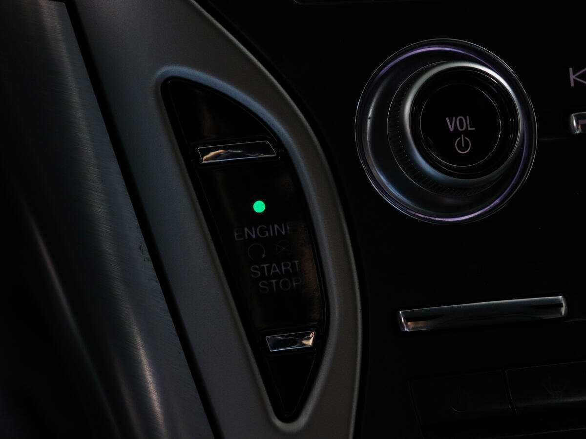 Lincoln Nautilus, 2019 Фото №15