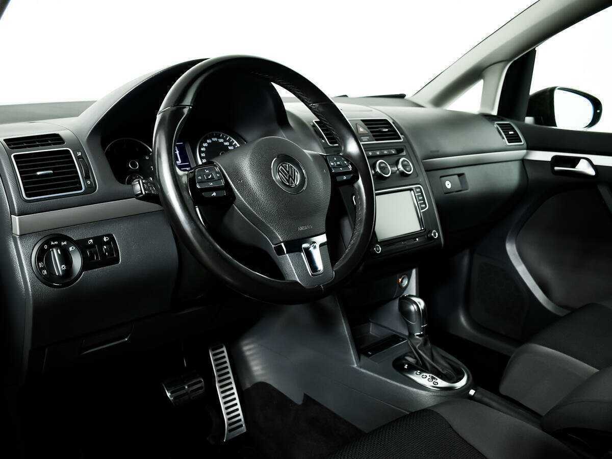 Volkswagen Touran, 2013 Фото №13