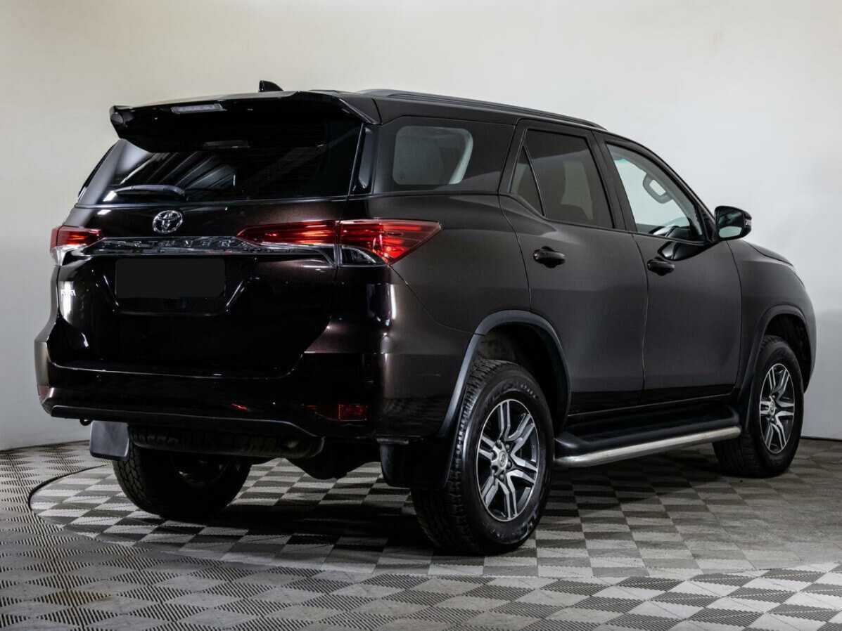 Toyota Fortuner, 2018 - 70 010 км. | Фото №4
