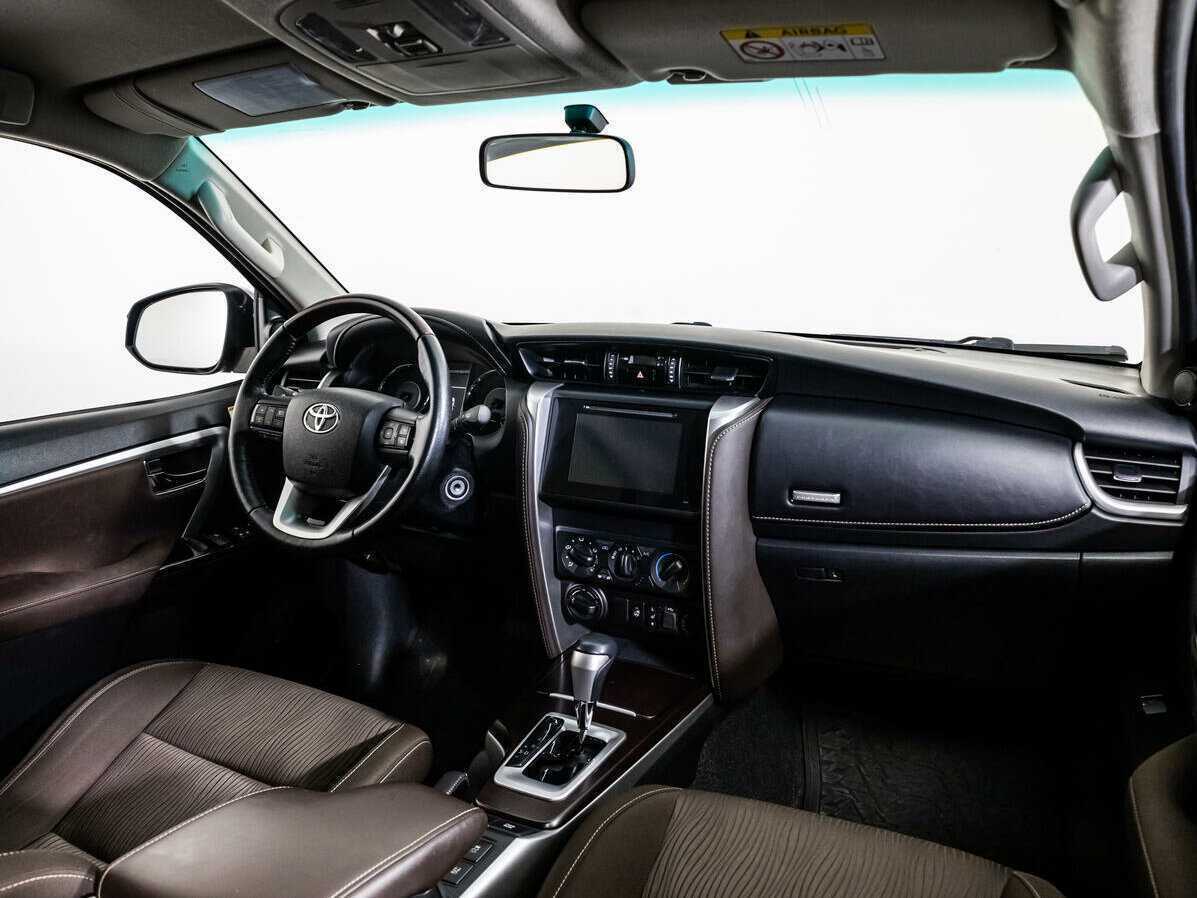 Toyota Fortuner, 2018 - 70 010 км. | Фото №7