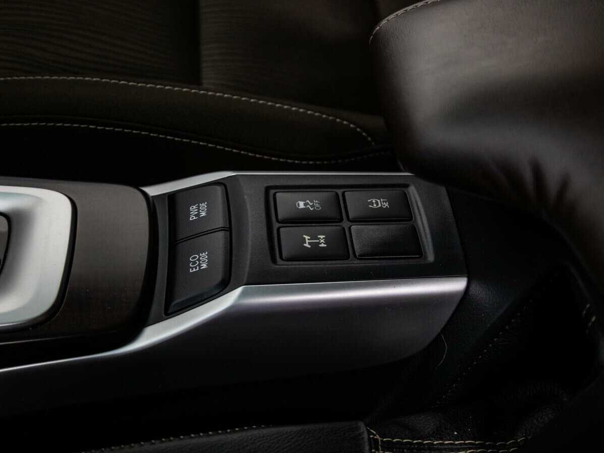 Toyota Fortuner, 2018 Фото №16