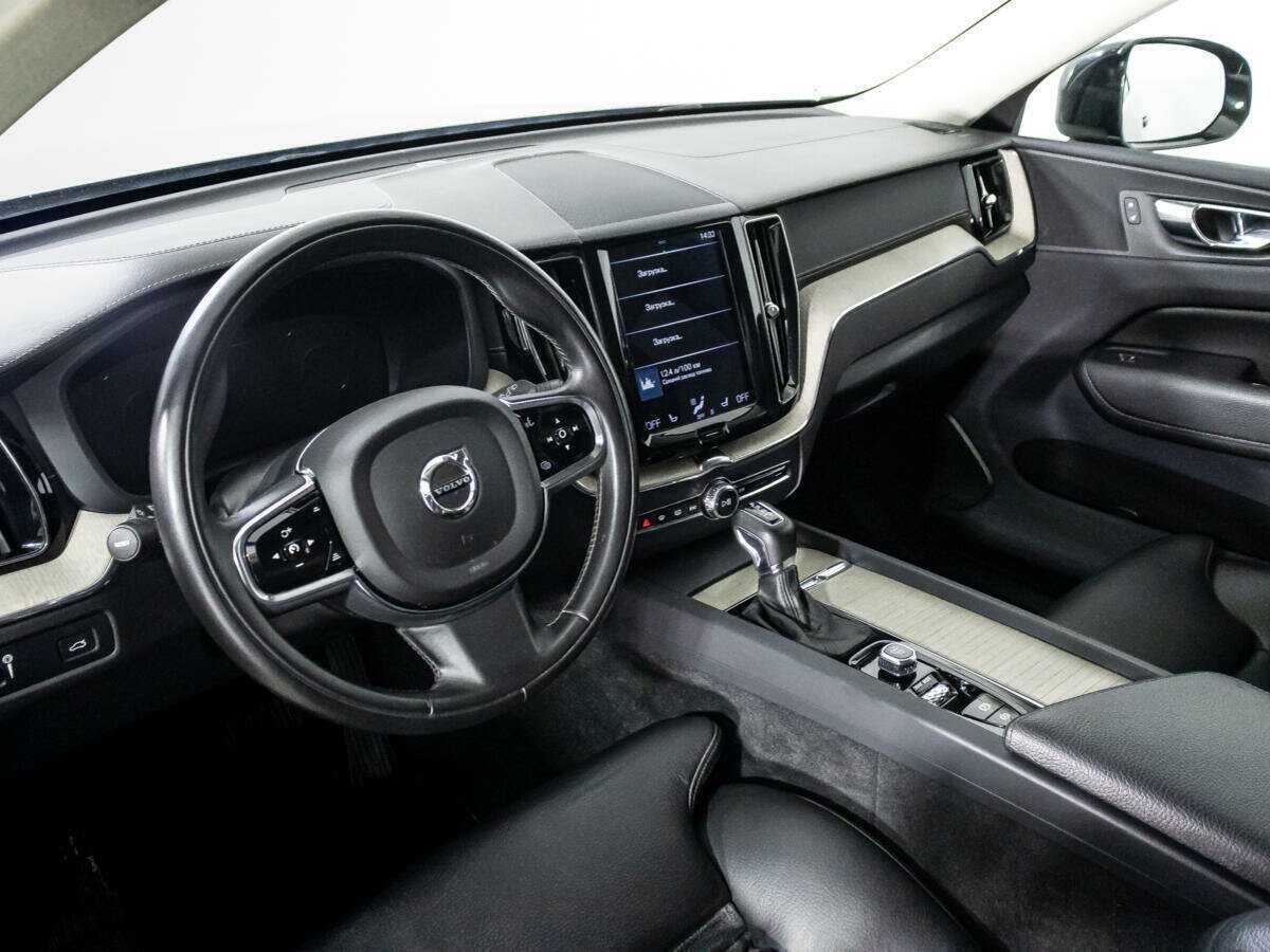 Volvo XC60, 2019 Фото №11