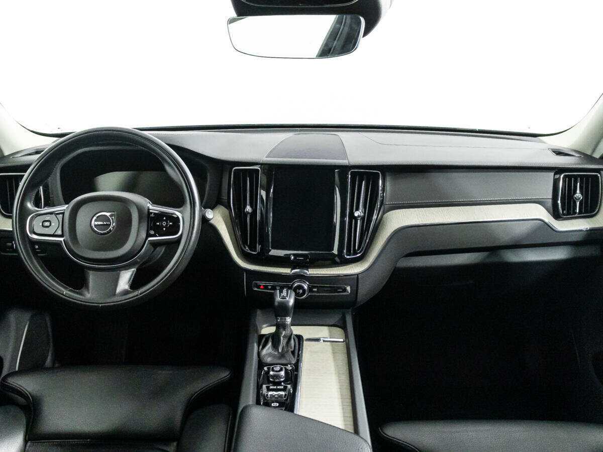 Volvo XC60, 2019 Фото №13