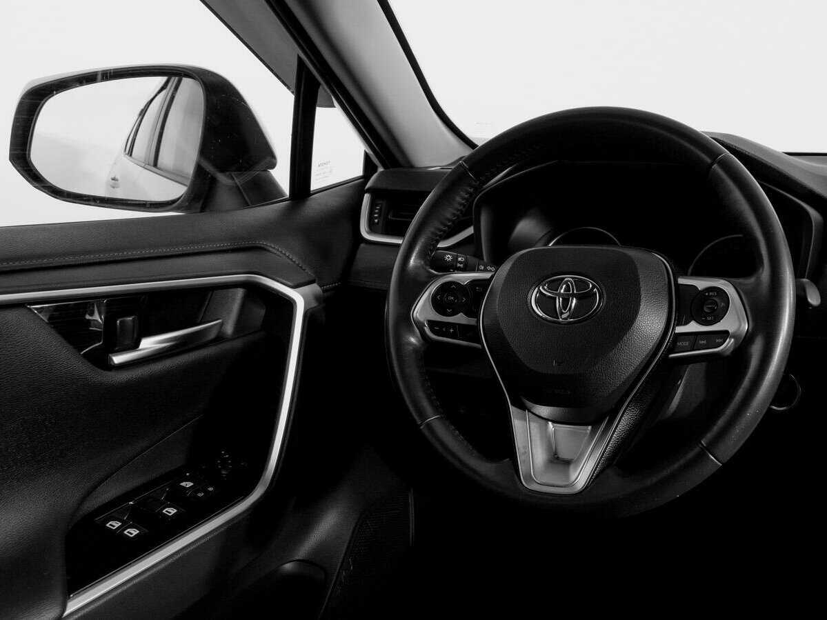 Toyota RAV4, 2020 Фото №13