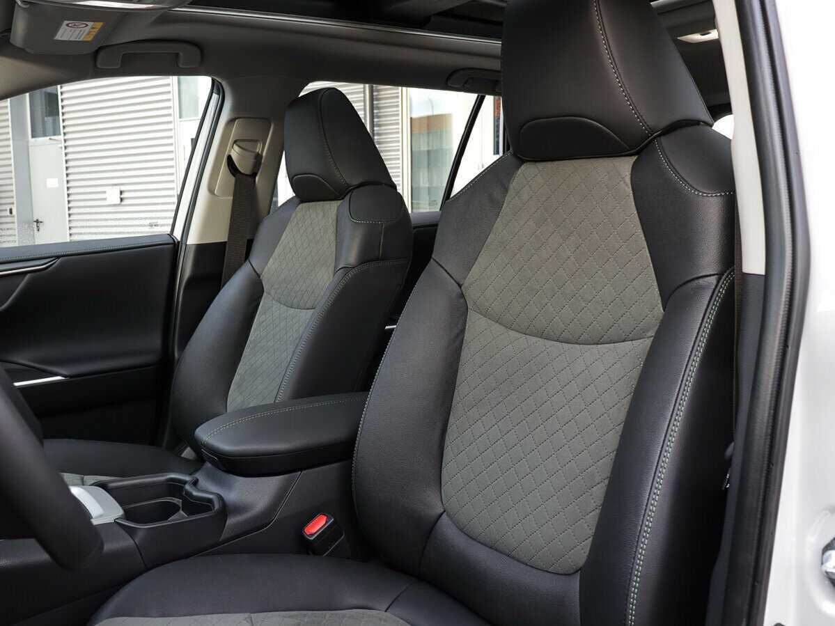 Toyota RAV4, 2024 Фото №20