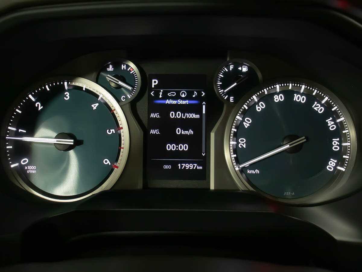 Toyota Land Cruiser Prado, 2022 Фото №15