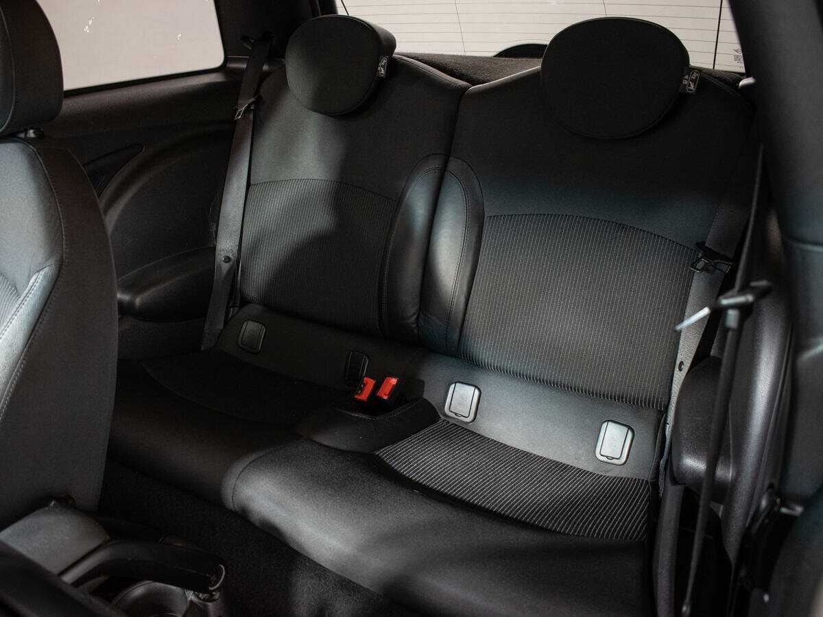 Mini Hatch Cooper S, 2012 Фото №9