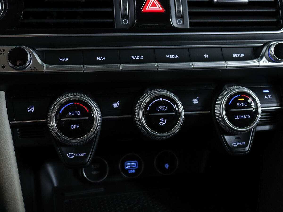 Genesis G70, 2021 Фото №16