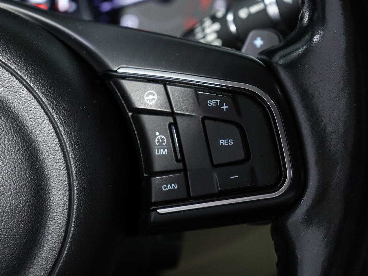 Jaguar XE, 2015 Фото №15