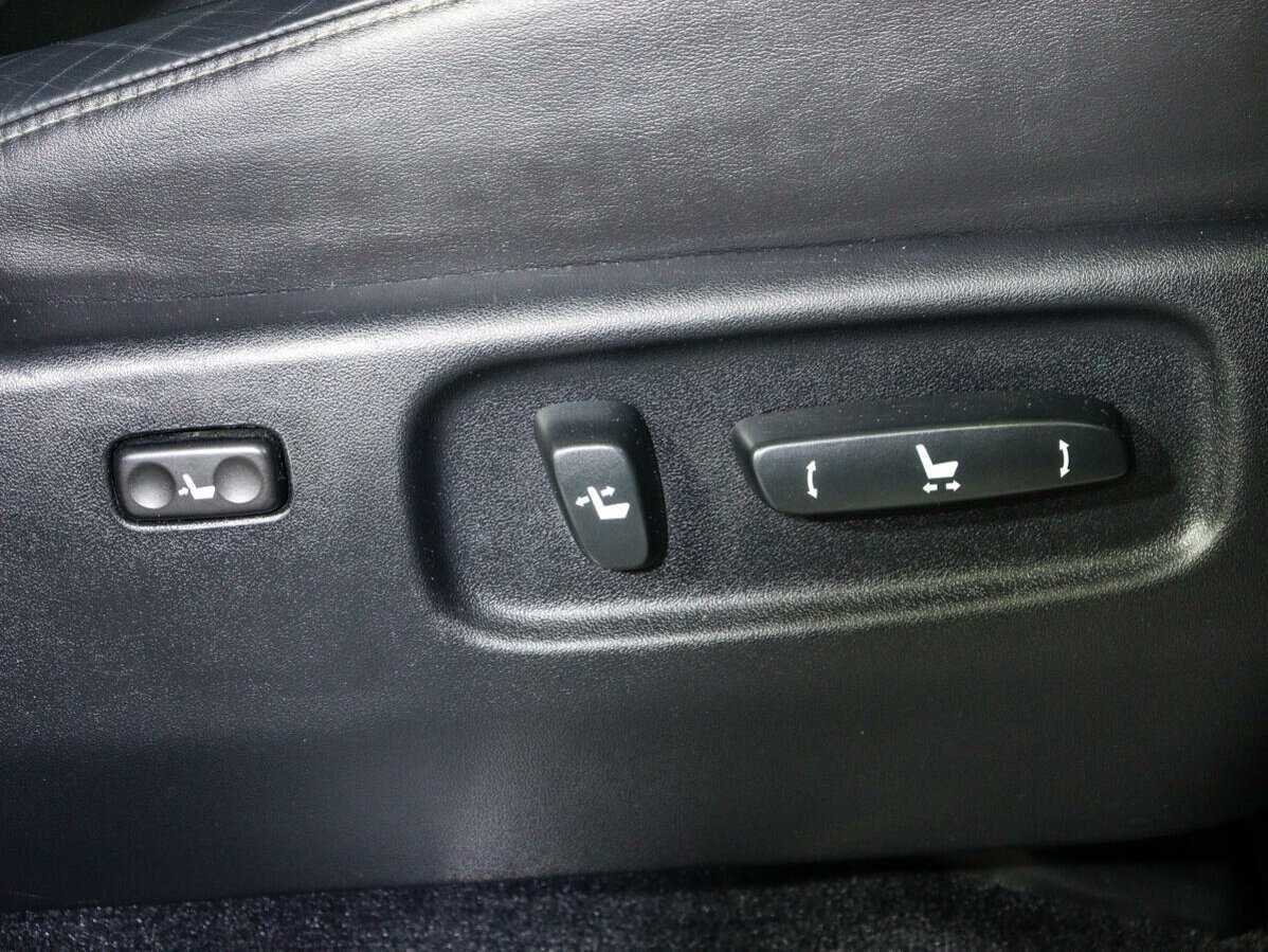 Lexus LX 570, 2017 Фото №19