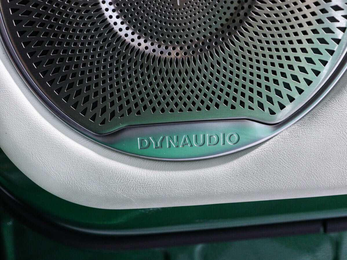 Voyah Free DNA, 2022 Фото №16