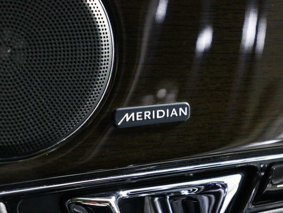 Jaguar XJ SWB, 2018 Фото №15