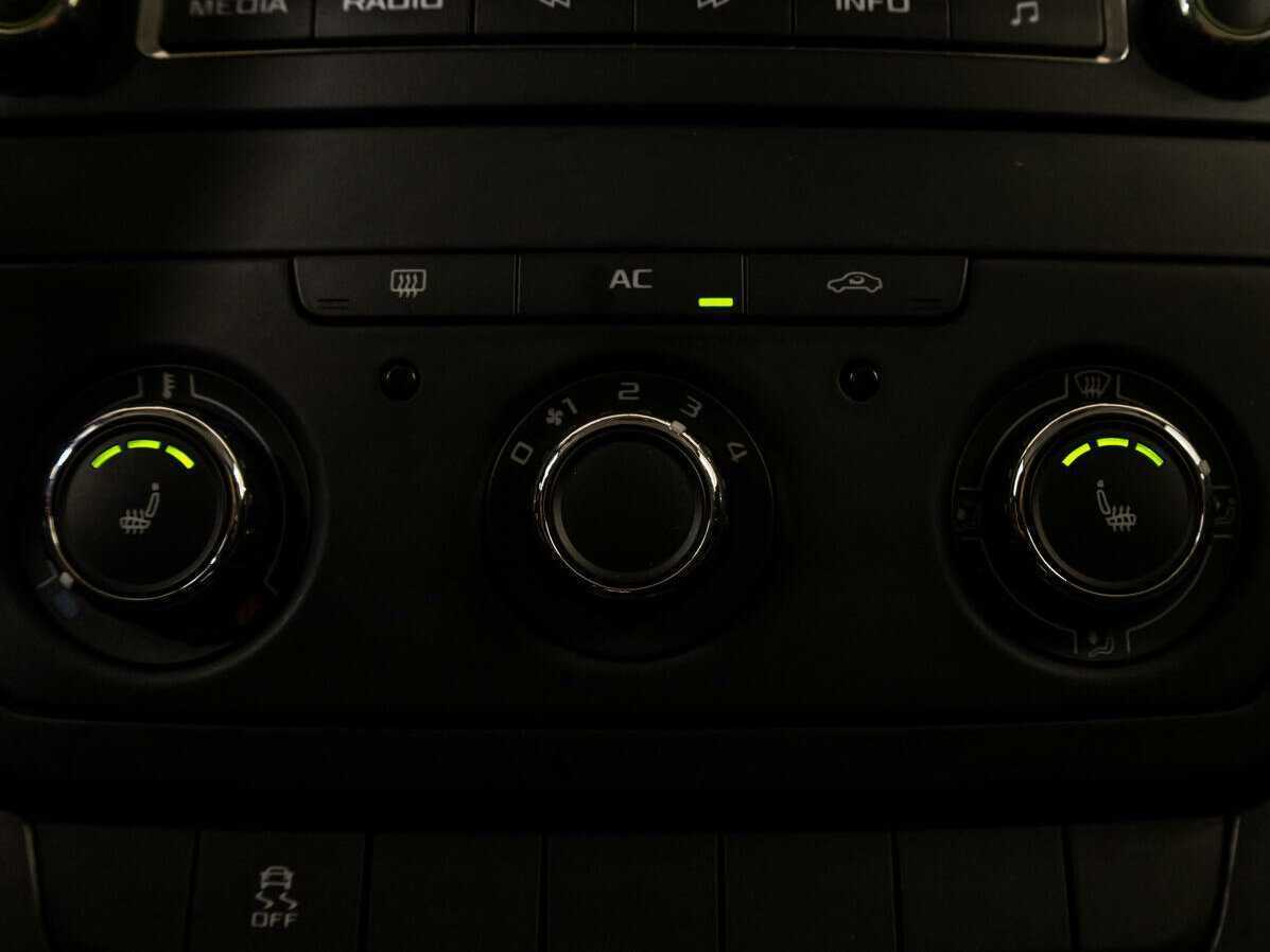 Skoda Yeti, 2011 Фото №11