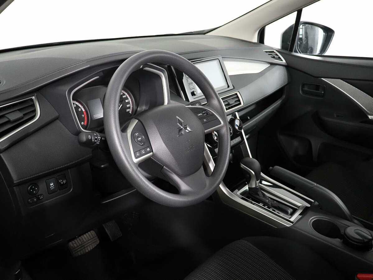 Mitsubishi Xpander, 2023 Фото №14