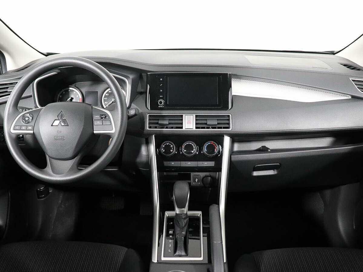 Mitsubishi Xpander, 2023 Фото №15