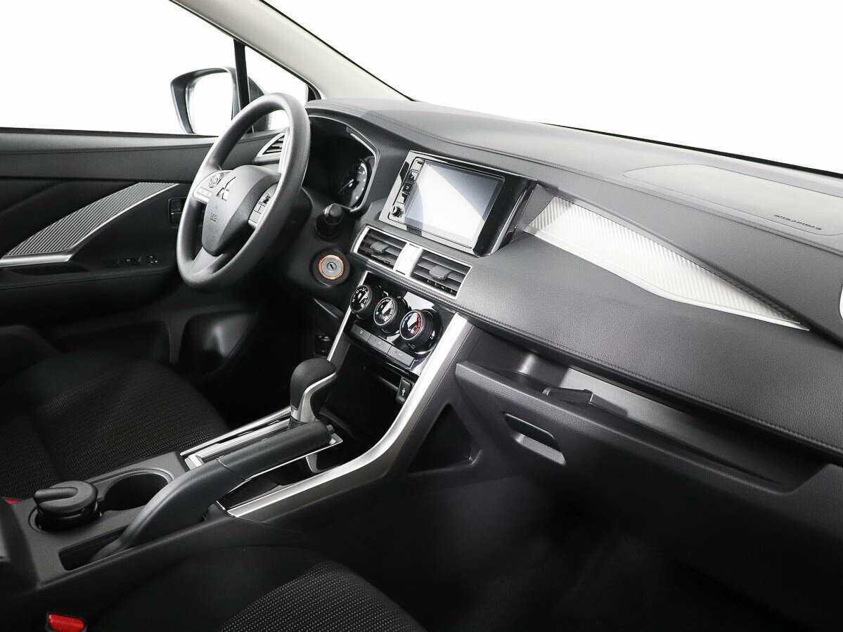 Mitsubishi Xpander, 2023 Фото №16