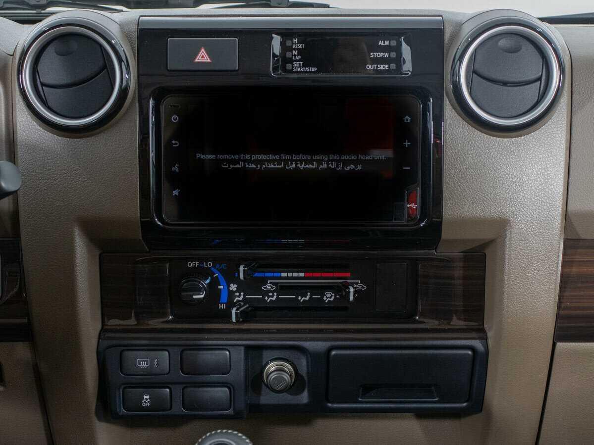 Toyota Land Cruiser 78, 2022 Фото №16