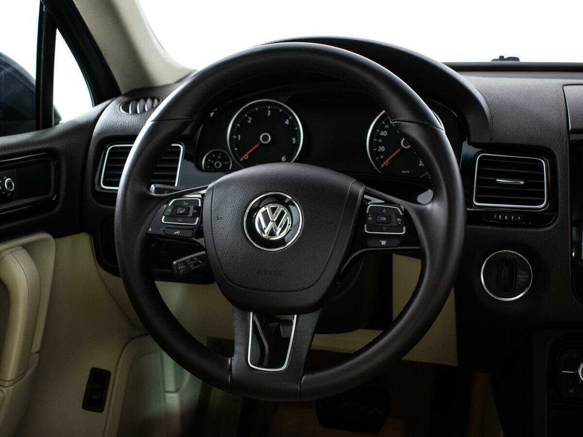 Volkswagen Touareg, 2010 Фото №12