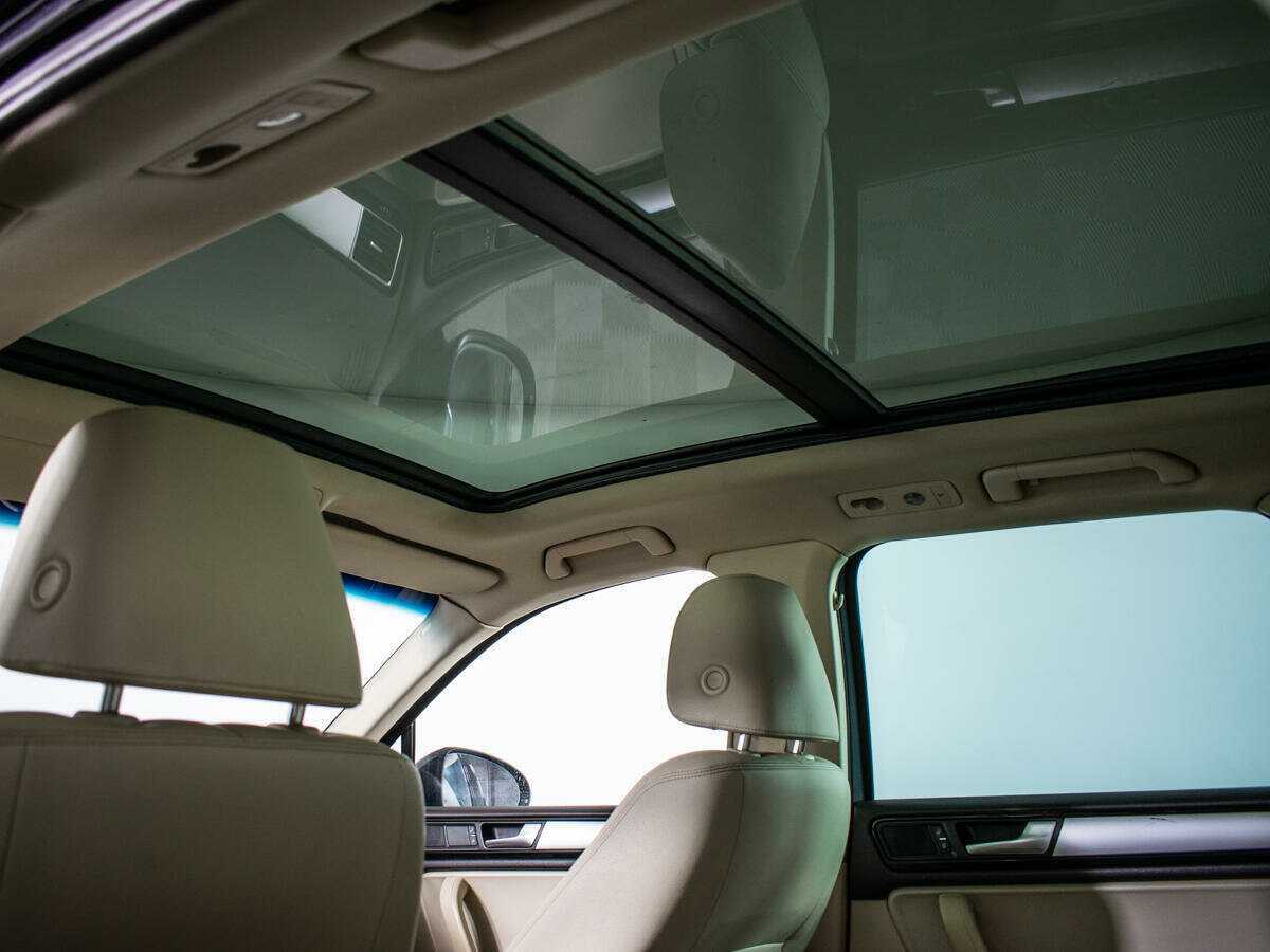 Volkswagen Touareg, 2010 Фото №13