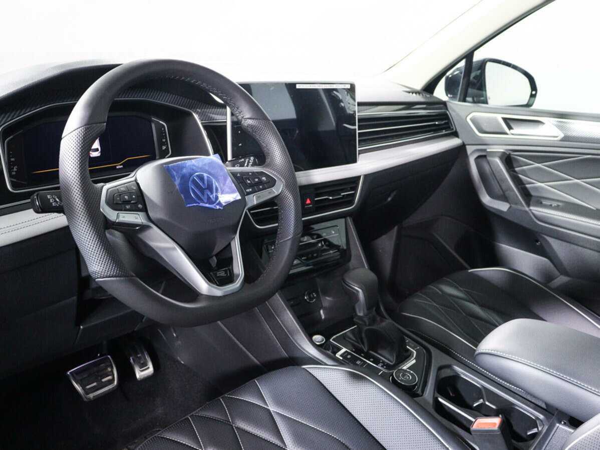Volkswagen Tiguan L, 2023 Фото №12