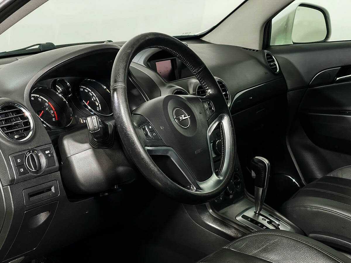 Opel Antara, 2010 Фото №9